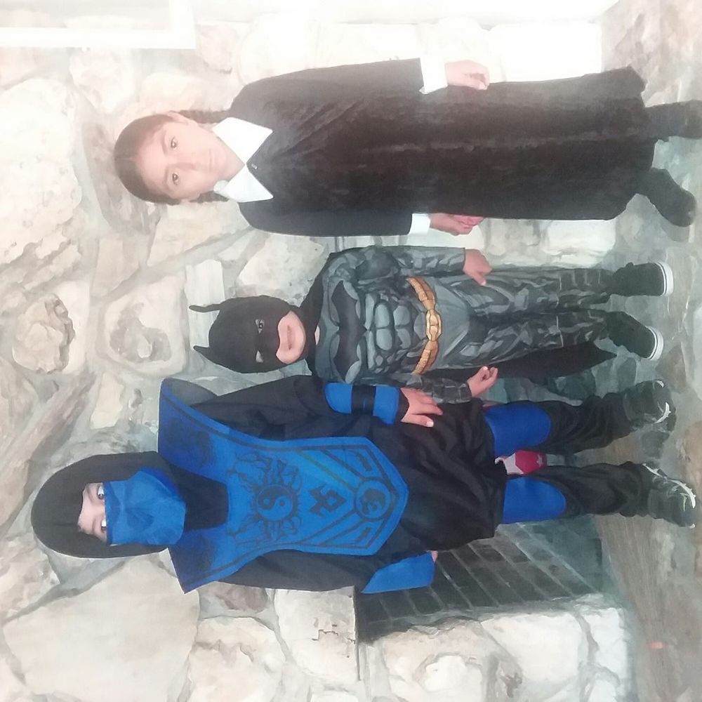 Meet your Posher, Raquel